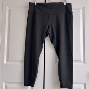 LULULEMON Wunder Train HR Tight 25” - Gray Size 18 (LL115)